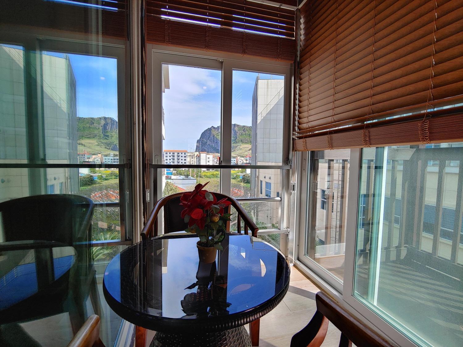 Seongsan Sunrise Pension Сеогвипо Екстериор снимка